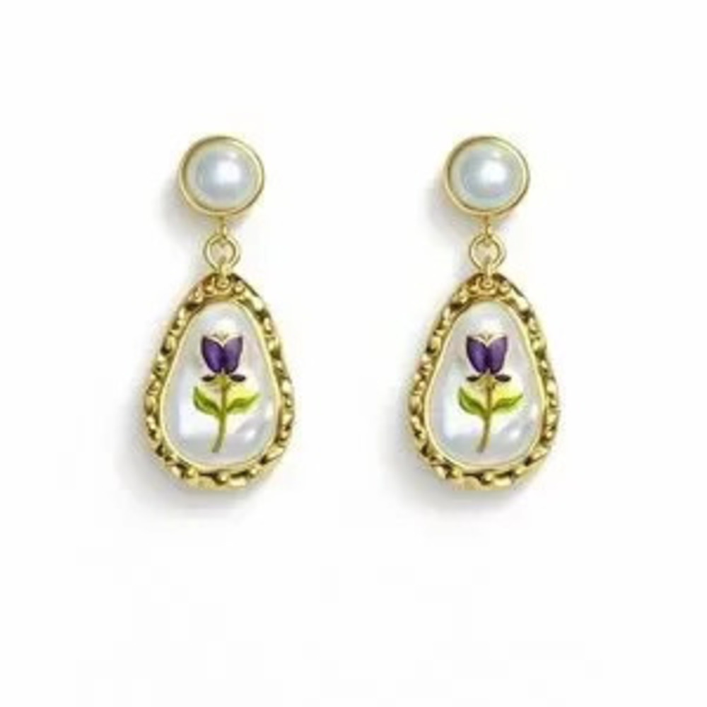 Trendy Gold and Pearl Rose Earrings